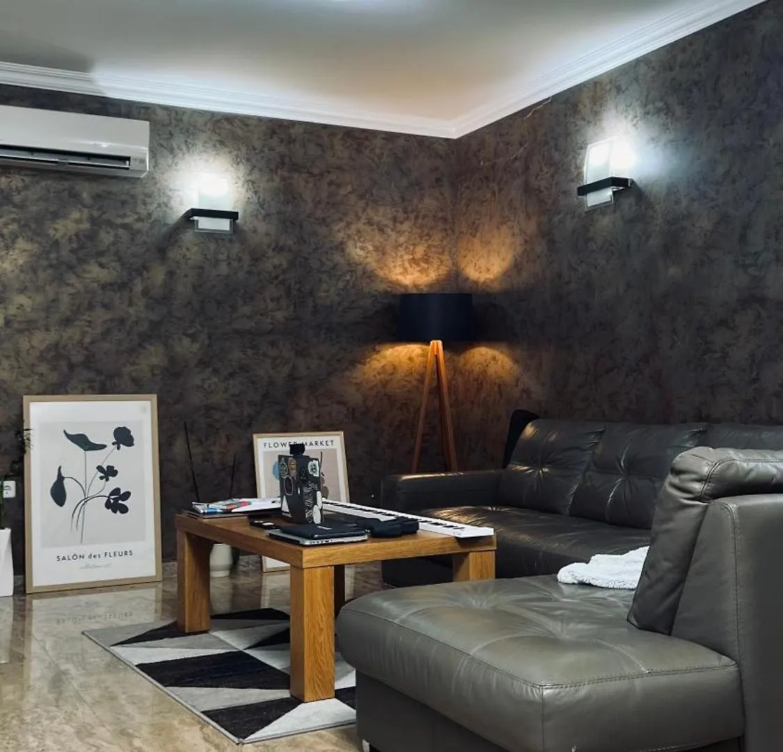 Chic Luxury Escape Close To Kapana Area Plovdiv 0*,