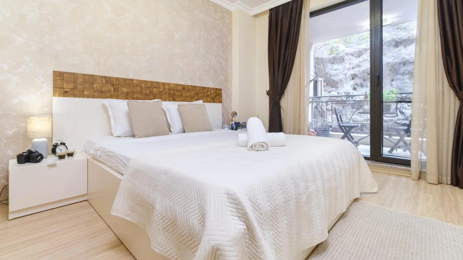 Chic Luxury Escape Close To Kapana Area Plovdiv
